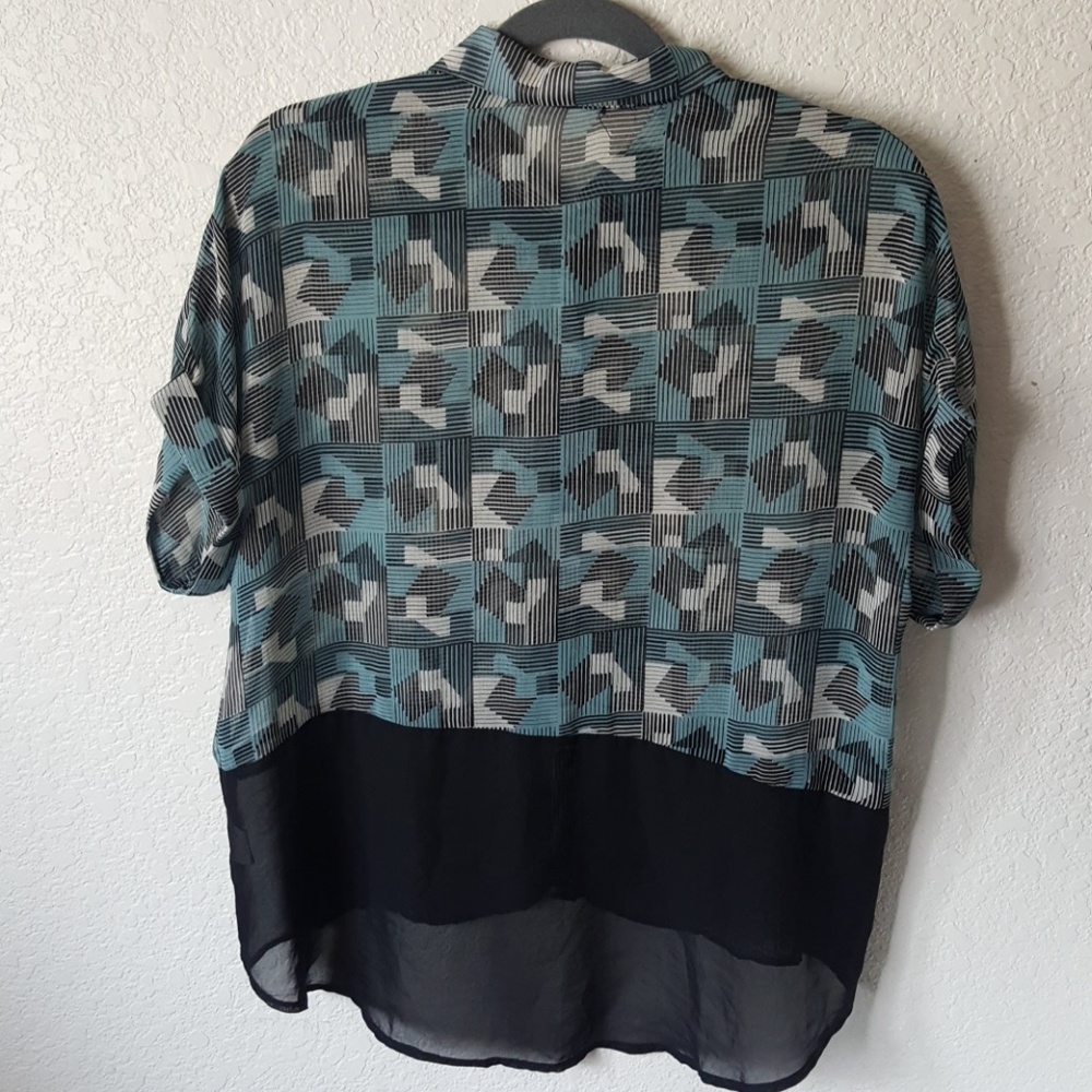 Top - Picture 3 of 4